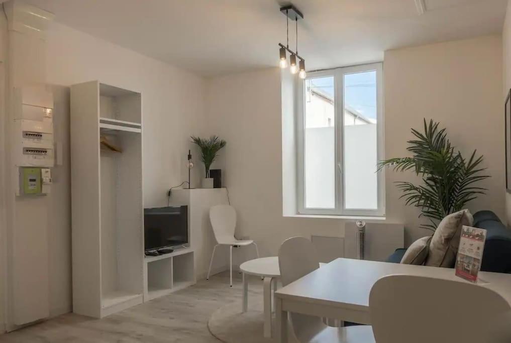Charme De Loire A St Ay *T2* Apartment Saint-Ay Exterior photo
